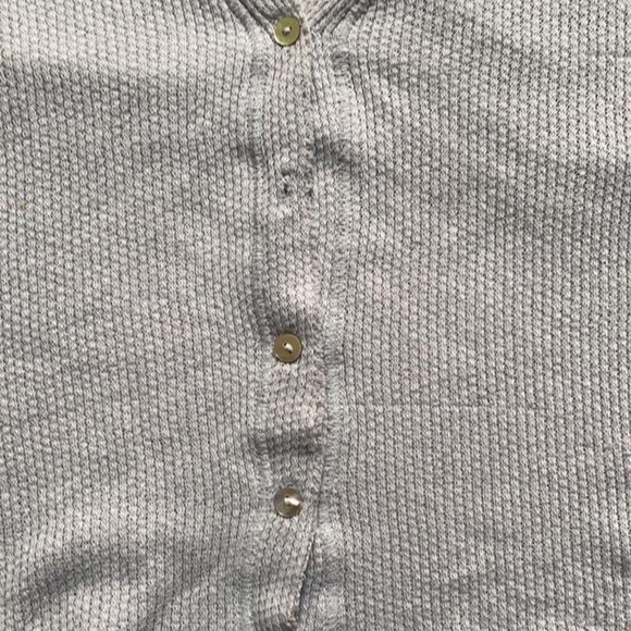 Urban Outfitters Sweater - Picture 5 of 5